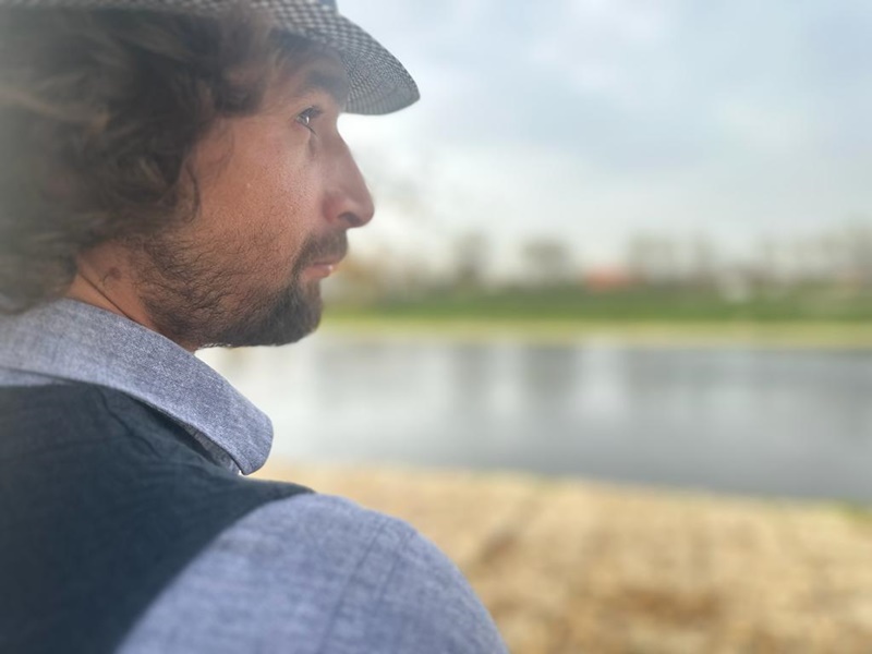 Паратриатлонац Лазар снагом челичне воље сигурним корацима гази ка циљу у даљини